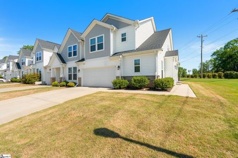 Photo of 1504 Shallons Court, Spartanburg, SC 29301 (MLS # 1588884)