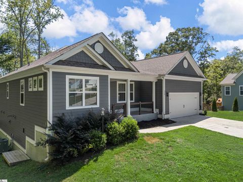 Photo of 234 Deerview Trail, Simpsonville, SC 29680 (MLS # 1577985)