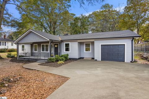 Photo of 123 Princeton Avenue, Greenville, SC 29607 (MLS # 1578105)