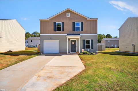 Photo of 204 Bennett Dairy Road, Spartanburg, SC 29307 (MLS # 1572738)