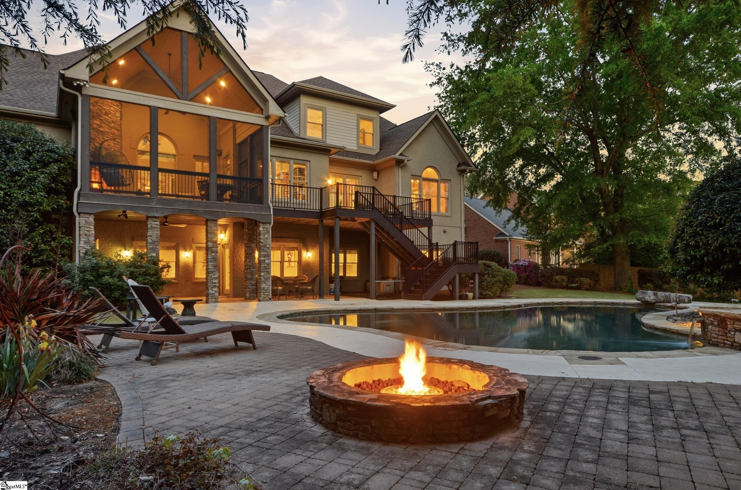 9 Collins Crest Court