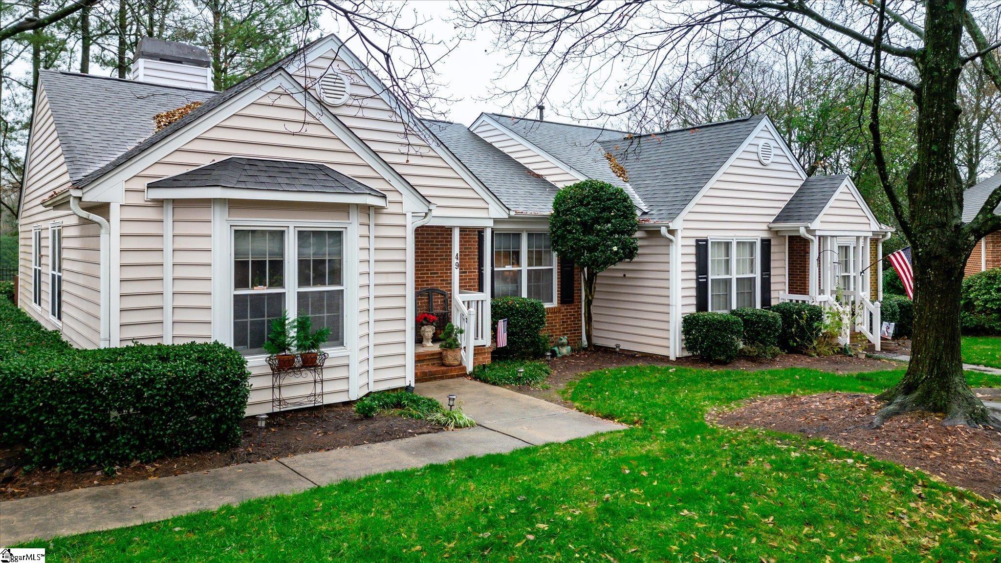 40 Wood Pointe Drive