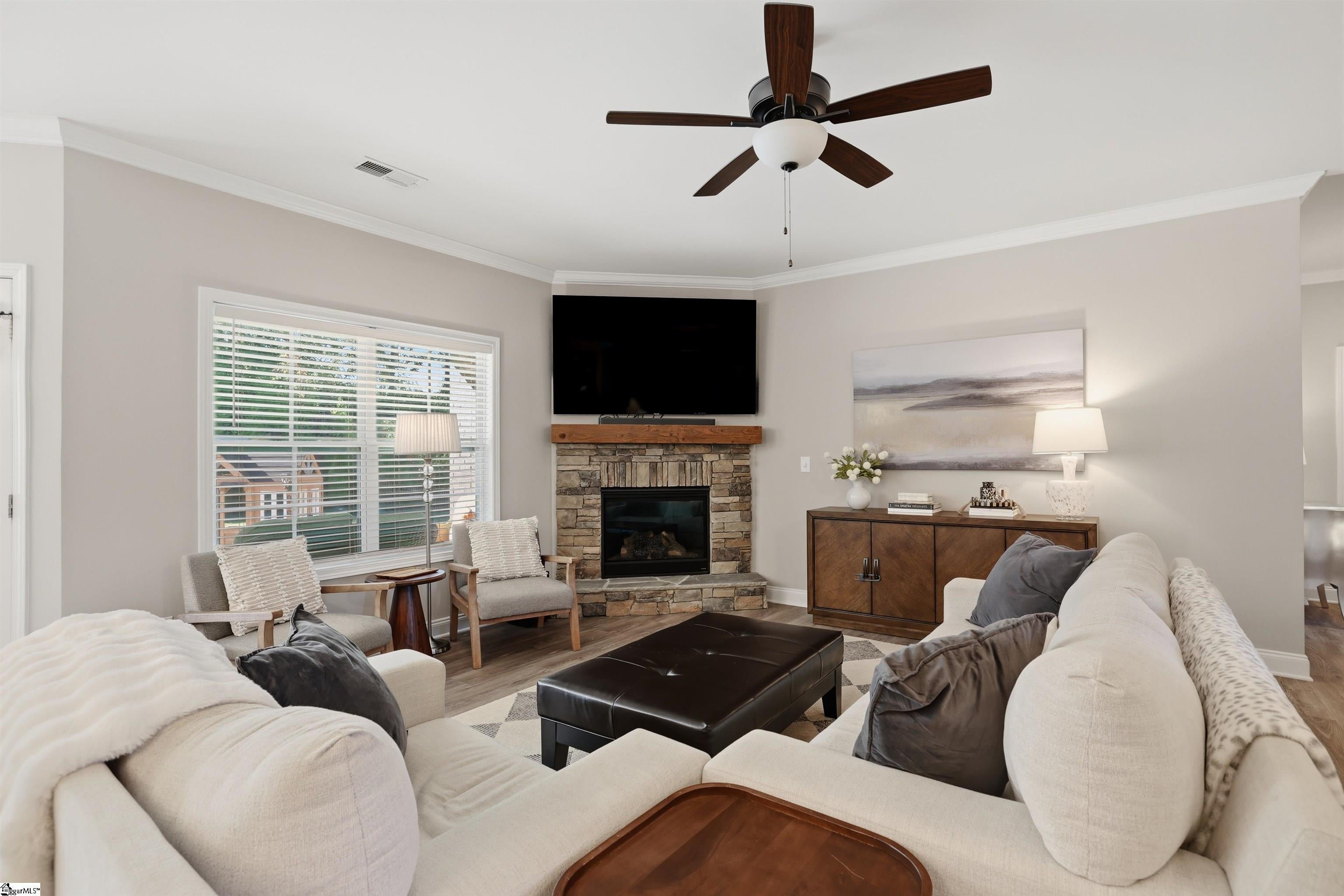 105 Oaktree Way