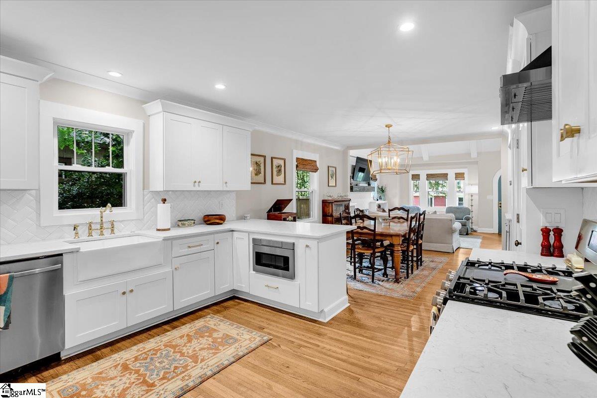 Greenville, South Carolina 29609, United States, 3 Bedrooms Bedrooms, ,2 BathroomsBathrooms,Residential,Active,155791