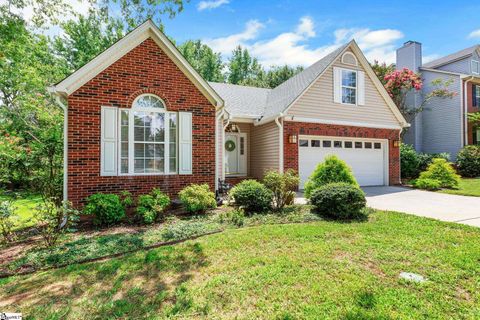 Photo of 308 Cresthaven Place, Simpsonville, SC 29681 (MLS # 1572131)