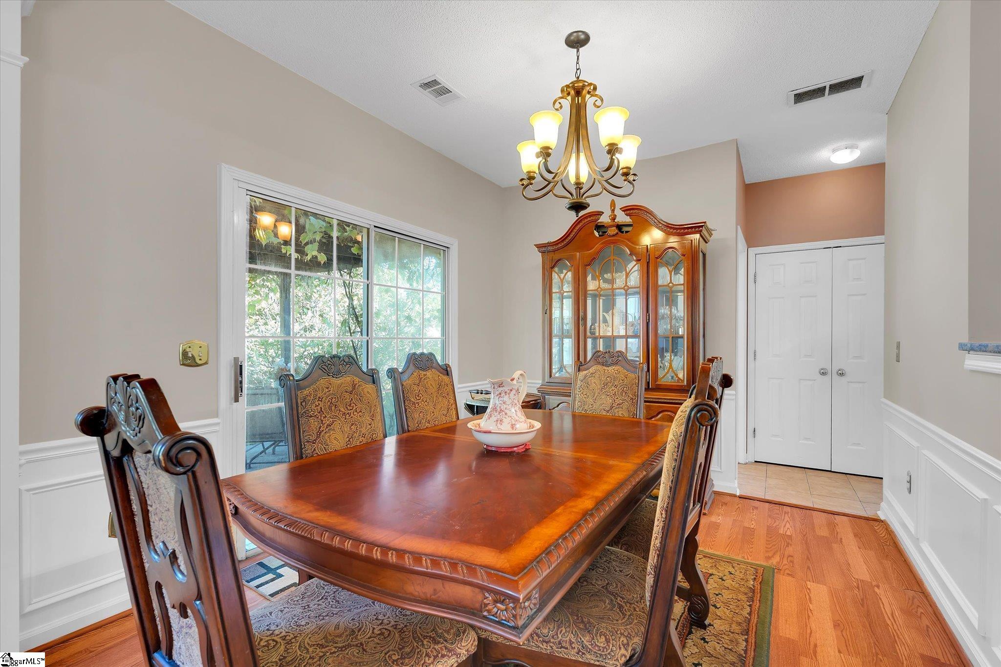 11 Eagleston Lane