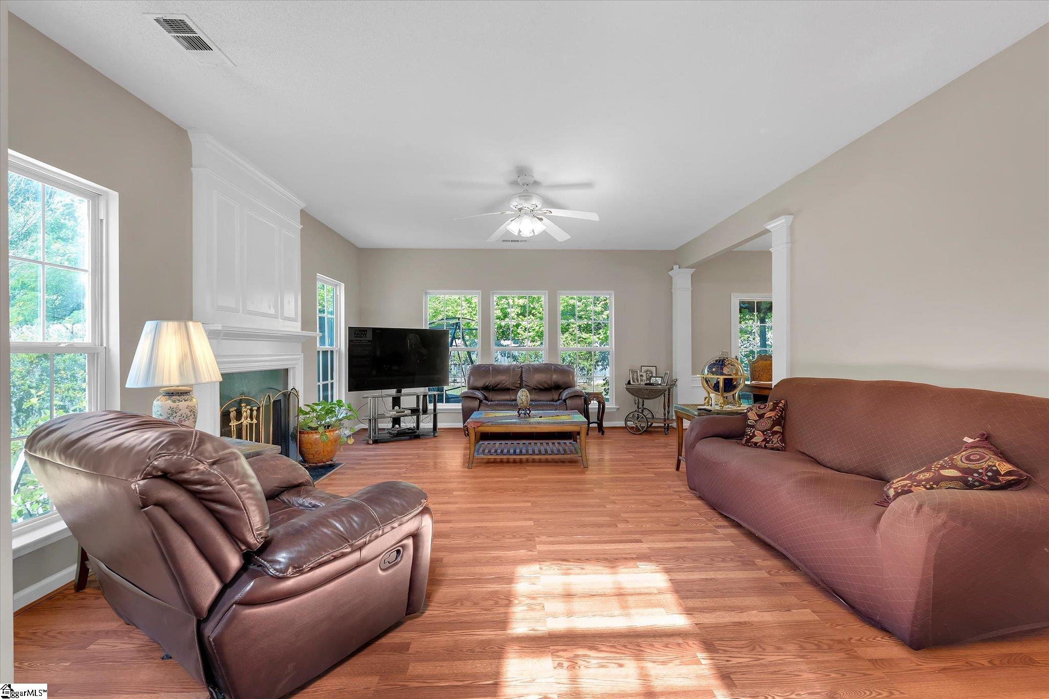 11 Eagleston Lane