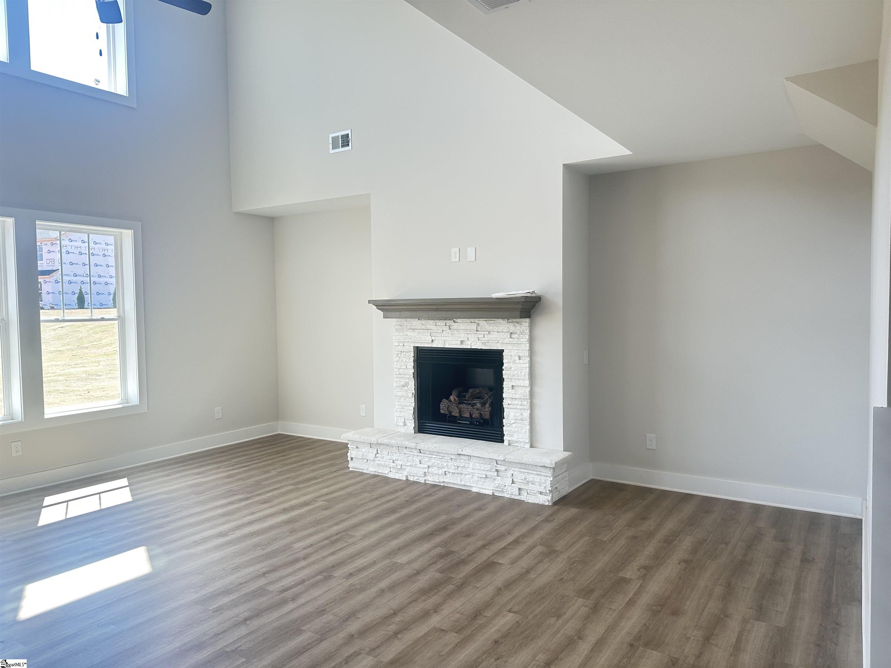 706 Forbury Way