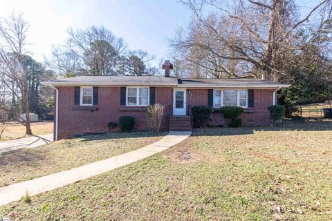 Photo of 49 Foxhall Road, Greenville, SC 29605 (MLS # 1582655)