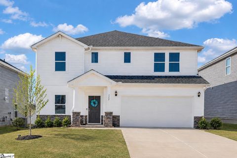 Photo of 122 Firehole Road, Gray Court, SC 29645 (MLS # 1592244)