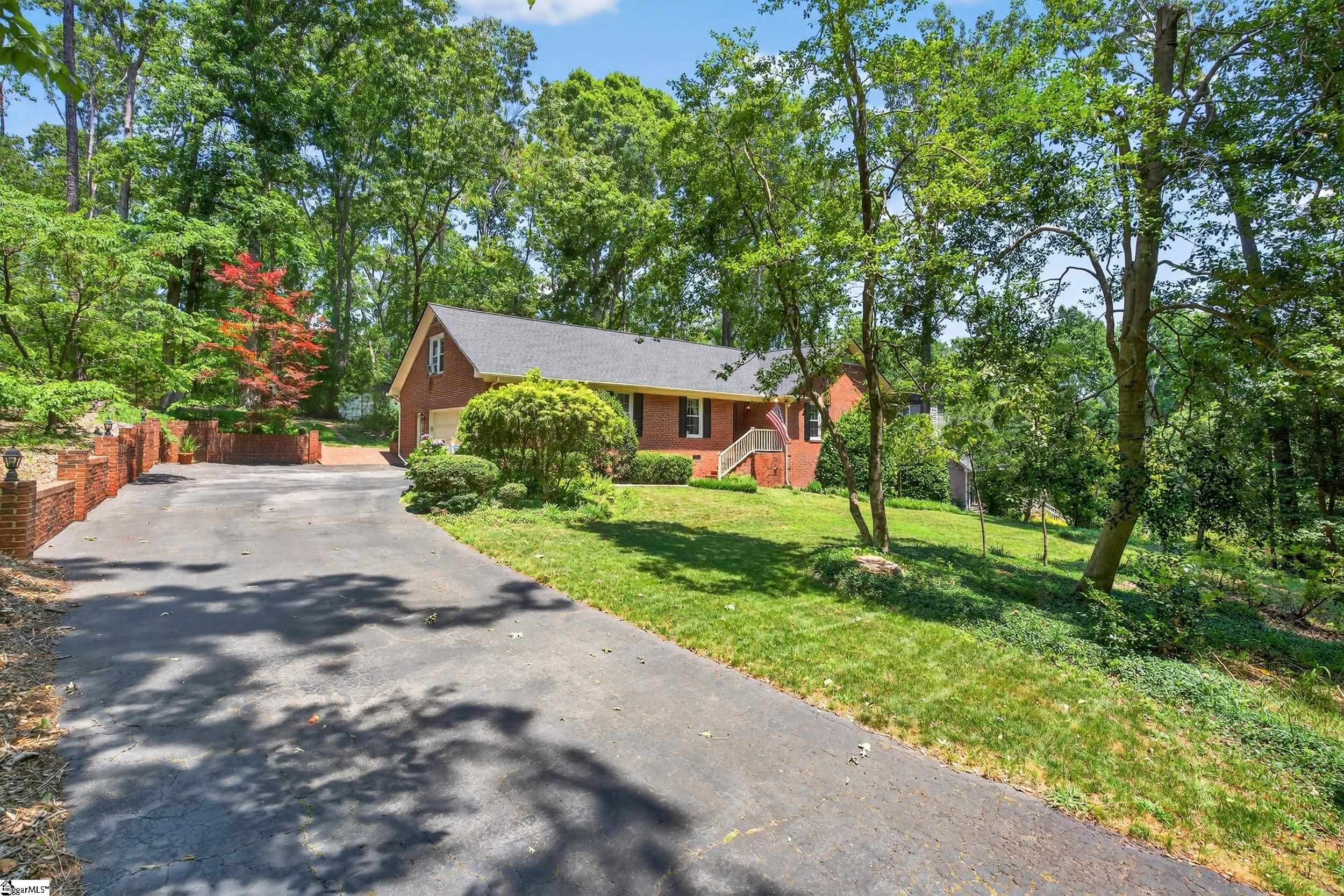 112 Cumberland Drive