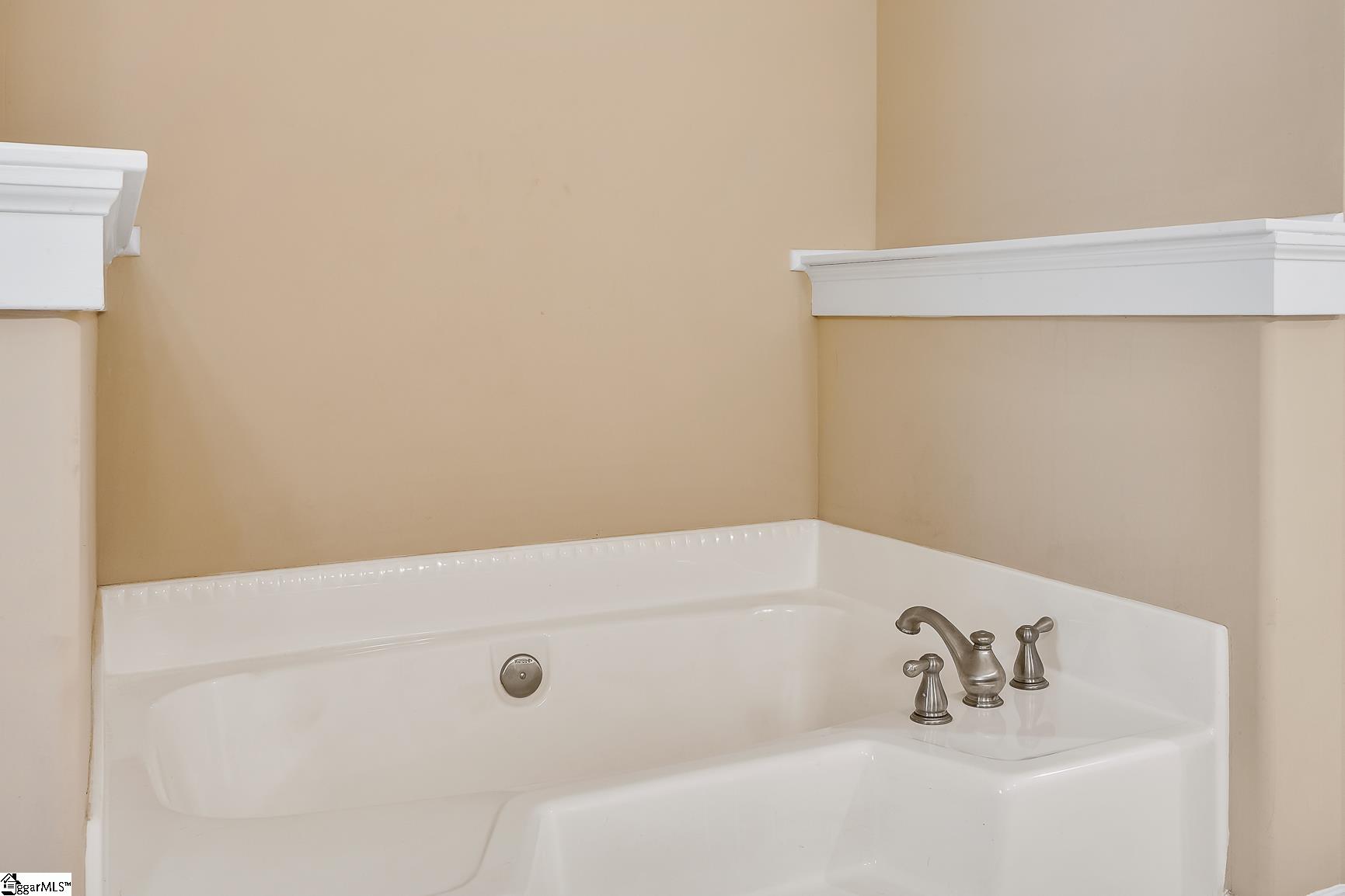 Anderson, South Carolina 29626, United States, 3 Bedrooms Bedrooms, ,3 BathroomsBathrooms,Residential,Active,204519