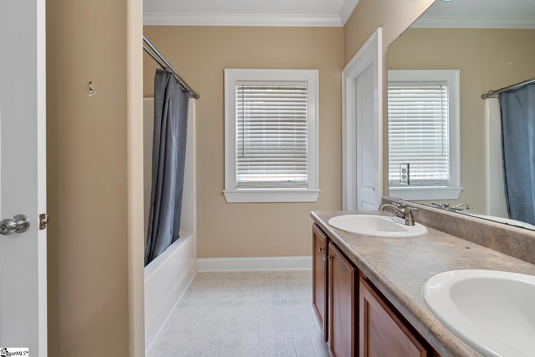 Anderson, South Carolina 29626, United States, 3 Bedrooms Bedrooms, ,3 BathroomsBathrooms,Residential,Active,204519