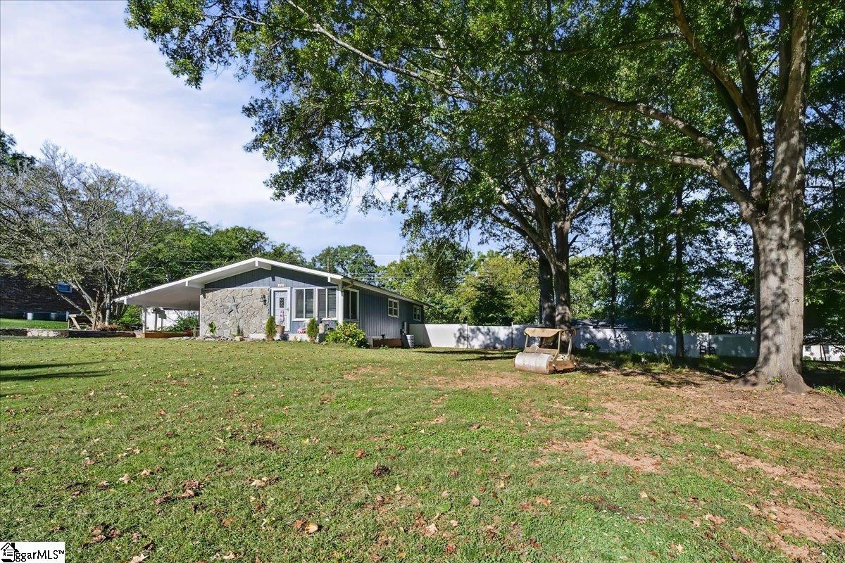 Real Estate Search 2 225 Hicks Drive