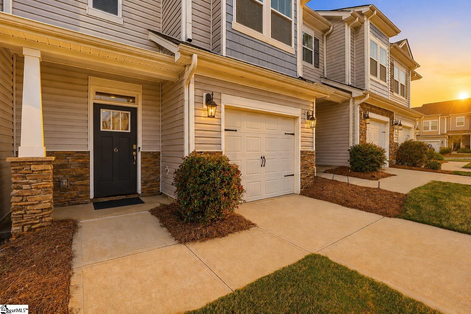 6 Planters Place
