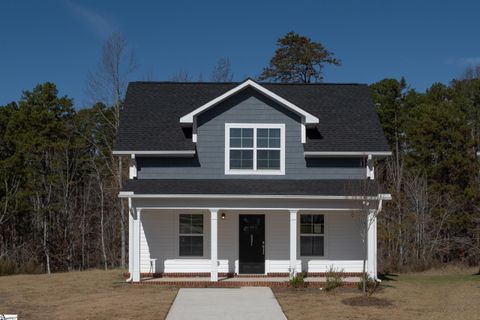 Photo of 221 Waltham Court, Greenville, SC 29617 (MLS # 1575382)