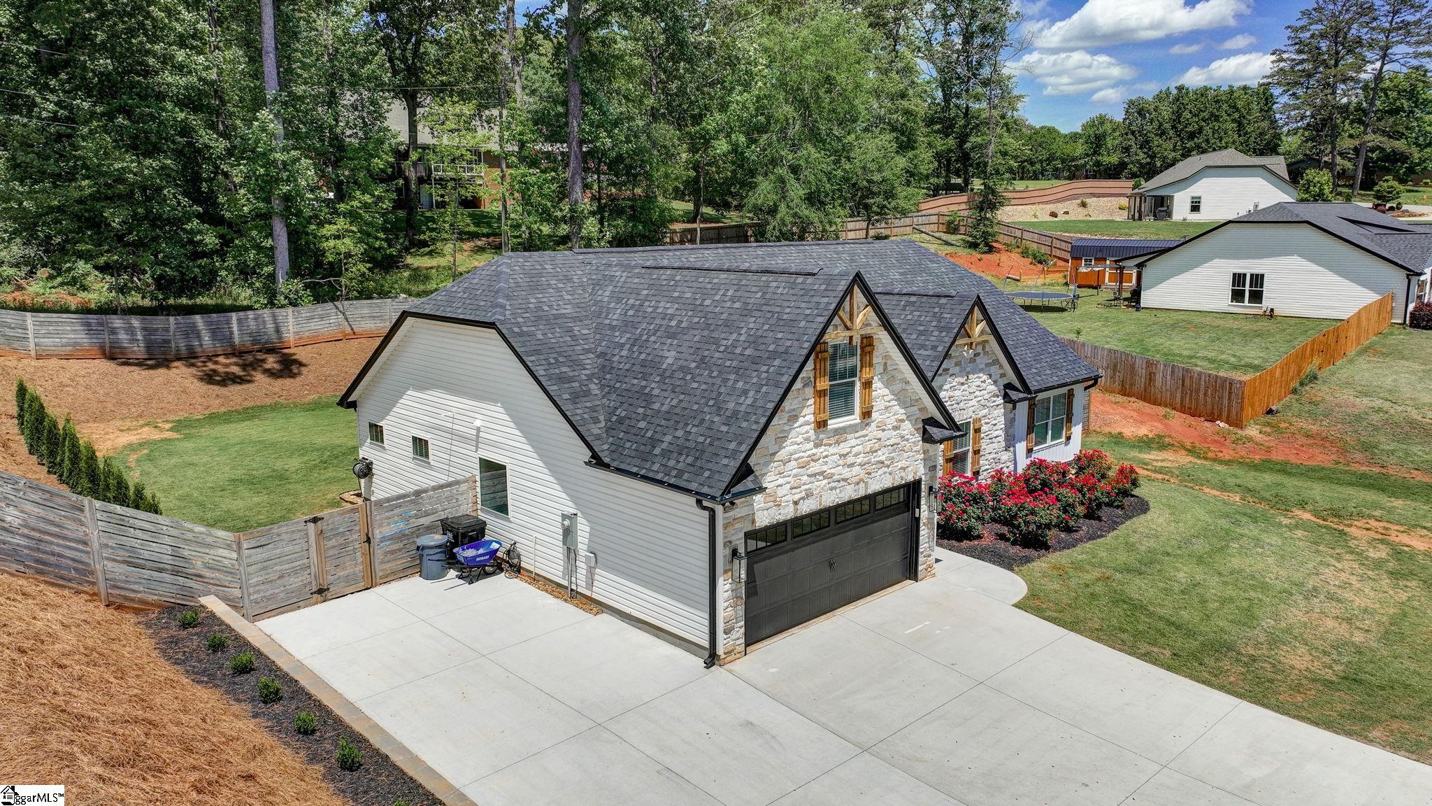 Anderson, South Carolina 29621, United States, 3 Bedrooms Bedrooms, ,2 BathroomsBathrooms,Residential,Contingent,124681