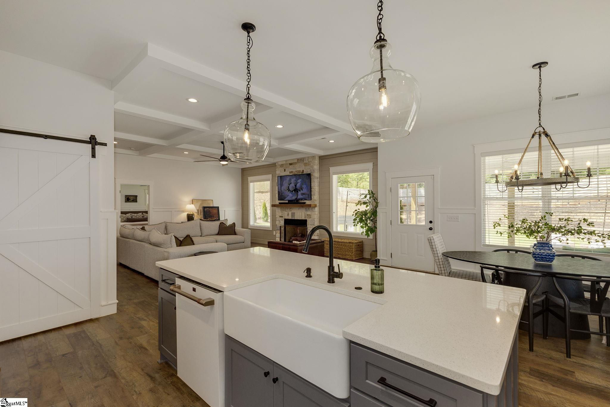 Anderson, South Carolina 29621, United States, 3 Bedrooms Bedrooms, ,2 BathroomsBathrooms,Residential,Contingent,124681