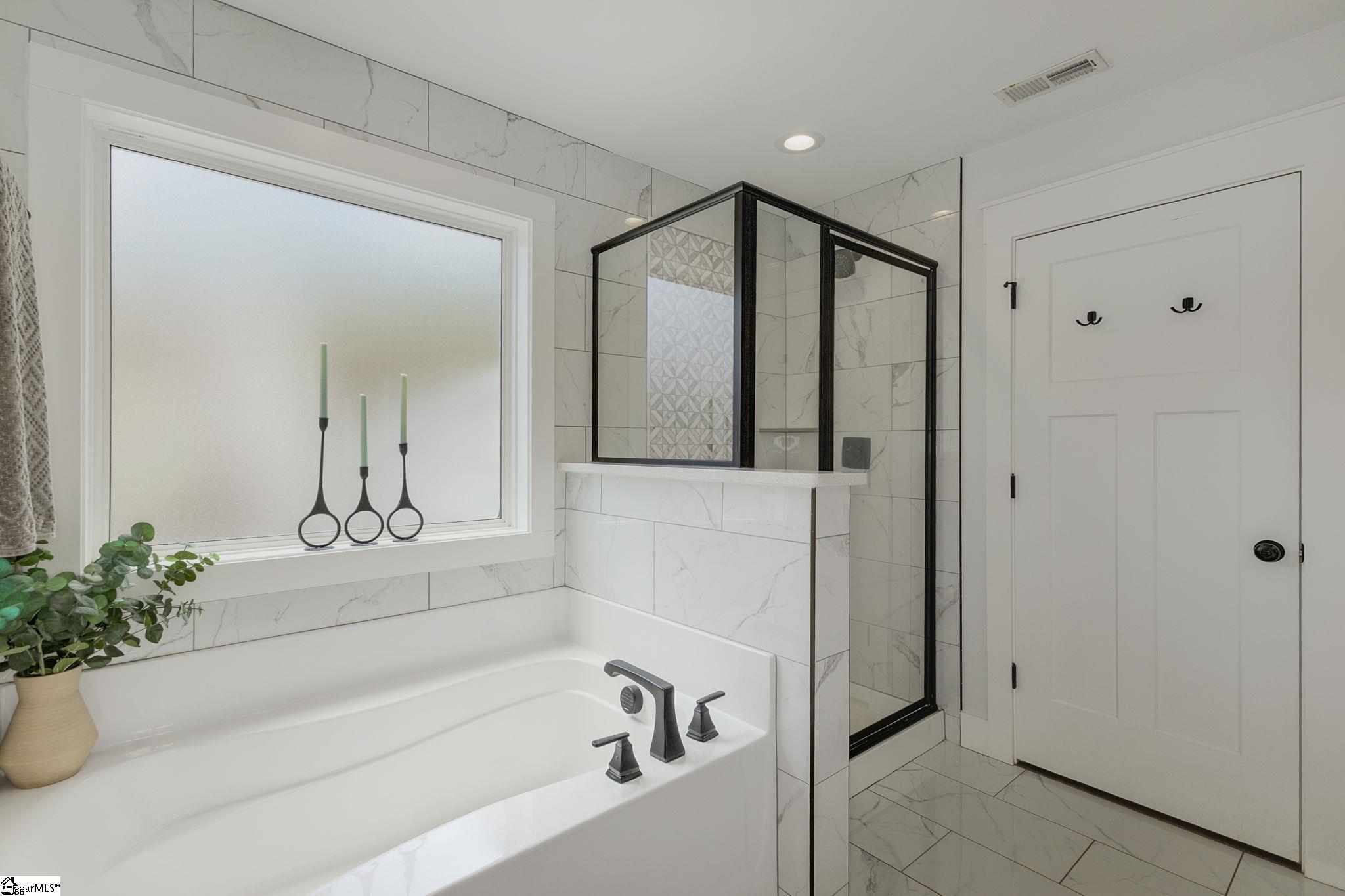 Anderson, South Carolina 29621, United States, 3 Bedrooms Bedrooms, ,2 BathroomsBathrooms,Residential,Contingent,124681