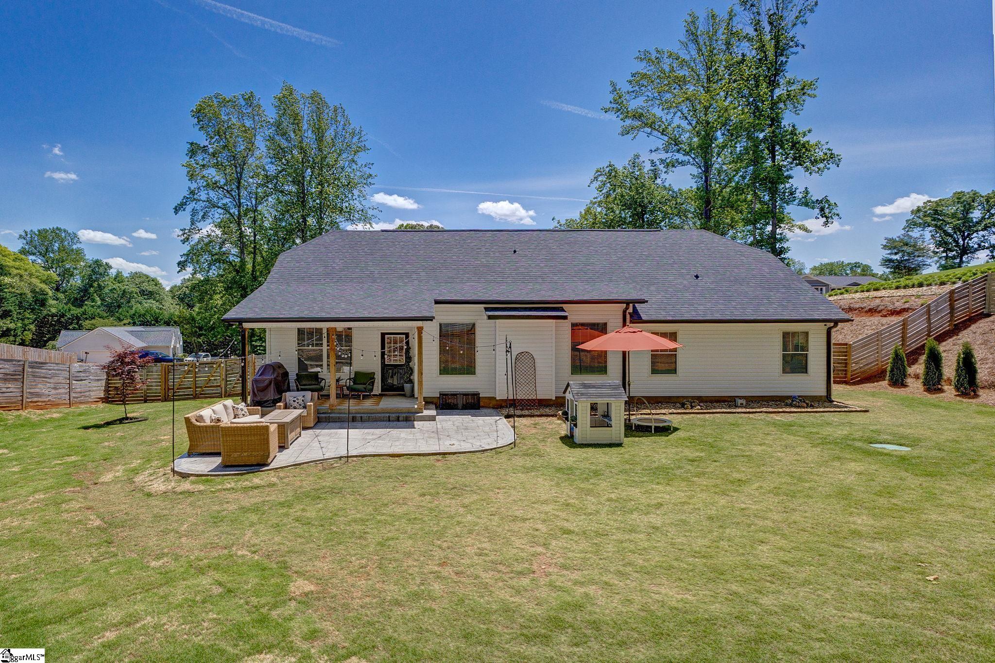 Anderson, South Carolina 29621, United States, 3 Bedrooms Bedrooms, ,2 BathroomsBathrooms,Residential,Contingent,124681