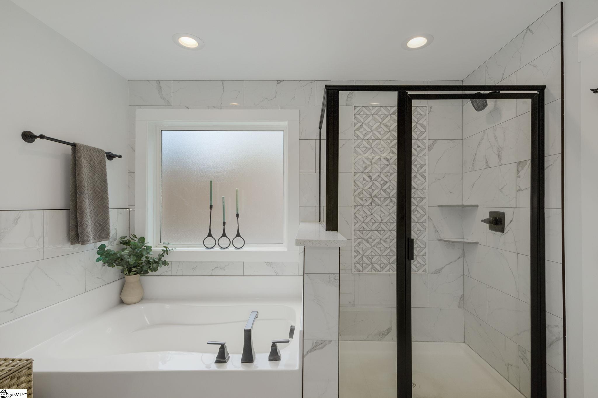 Anderson, South Carolina 29621, United States, 3 Bedrooms Bedrooms, ,2 BathroomsBathrooms,Residential,Contingent,124681