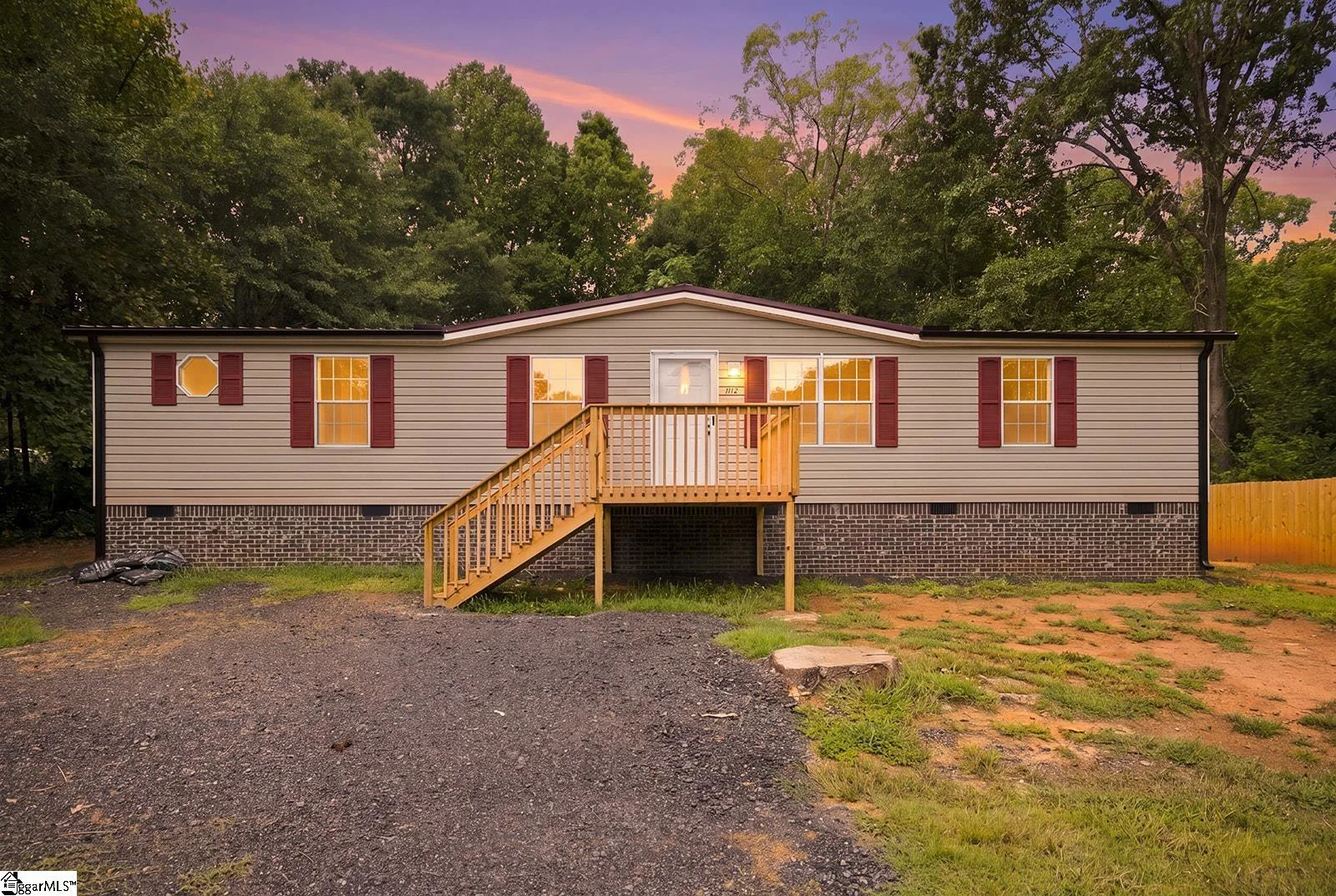 213 Old River Road