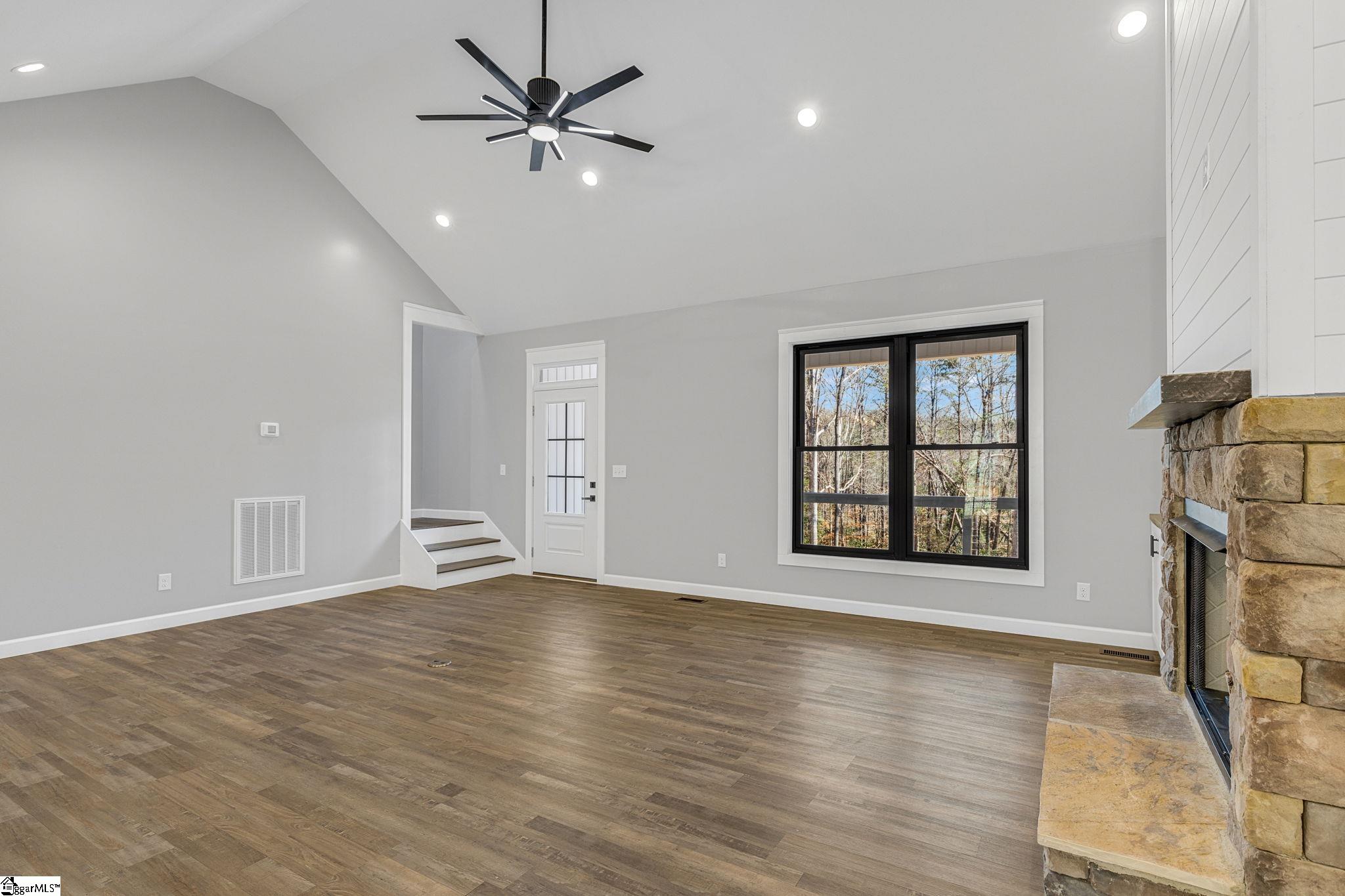 107 Bentwood Lane