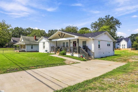 Photo of 315 Arlington Road, Greer, SC 29651 (MLS # 1604012)