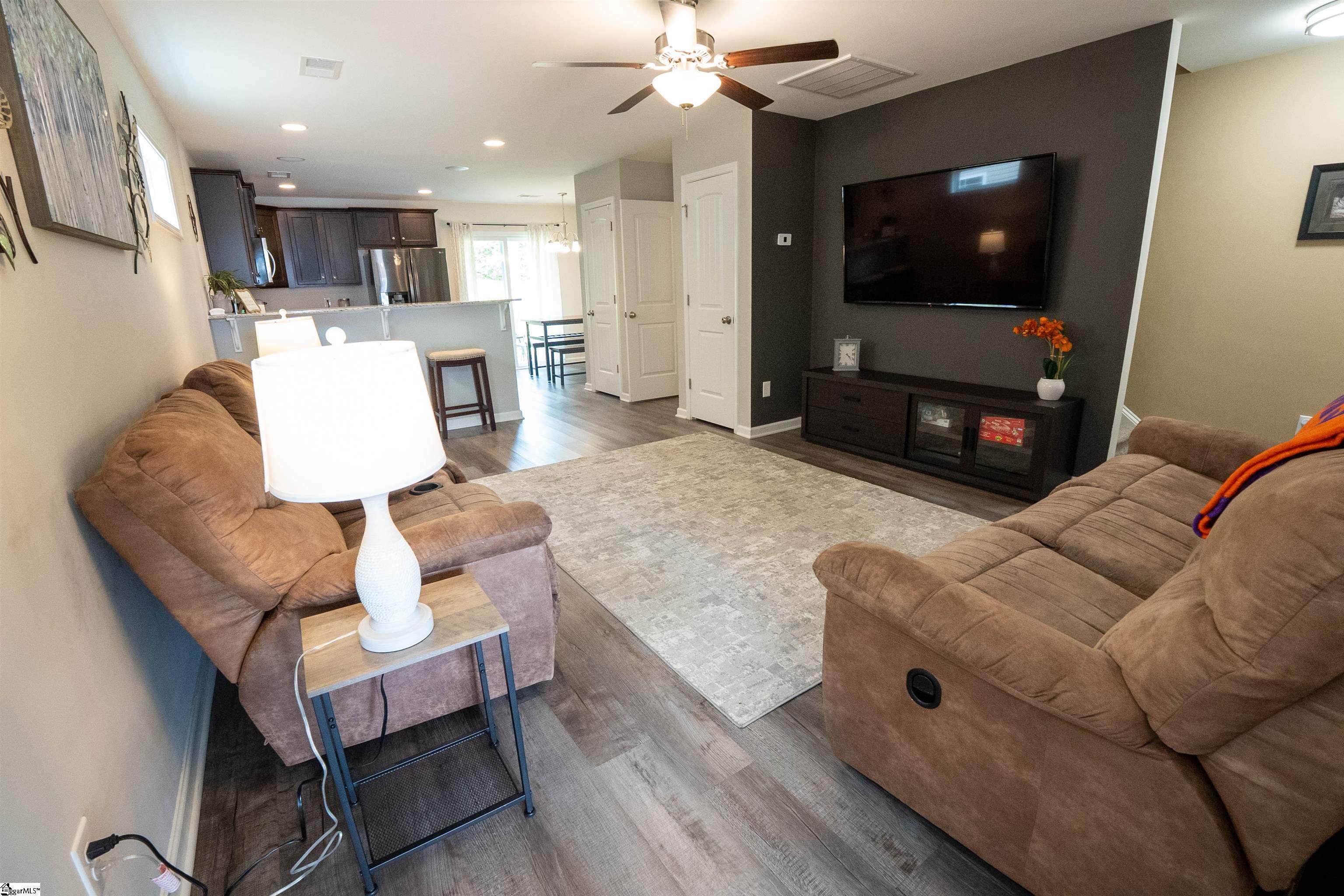 128 Adger Road