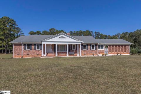 Photo of 2486 W 72 Highway, Abbeville, SC 29620 (MLS # 1571435)