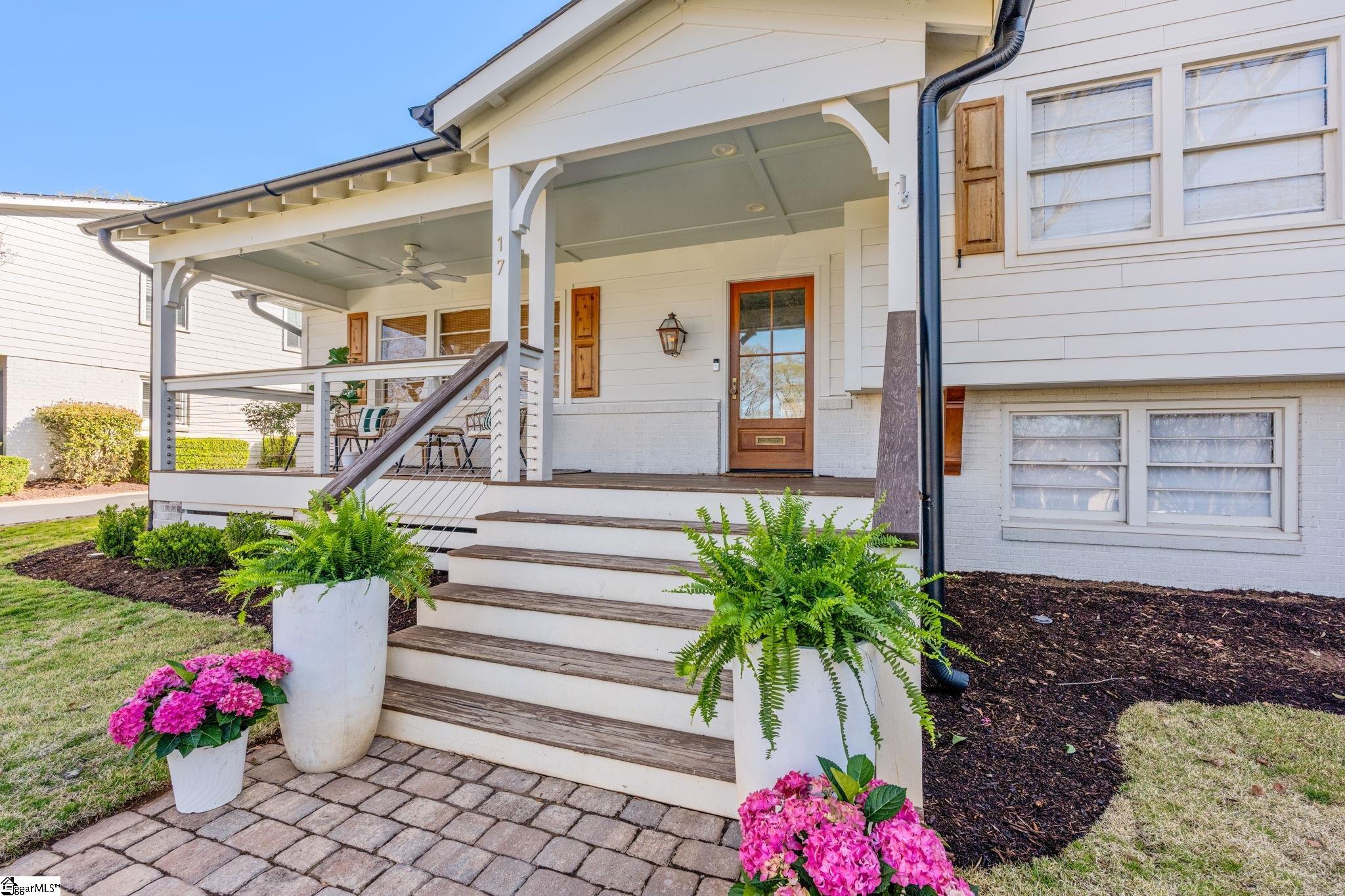 17 N Brookwood Drive