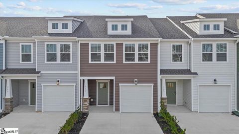 Photo of 517 W Norvell Court, Spartanburg, SC 29307 (MLS # 1589965)
