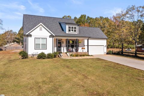 Photo of 3 Sunset Court, Williamston, SC 29697 (MLS # 1578982)