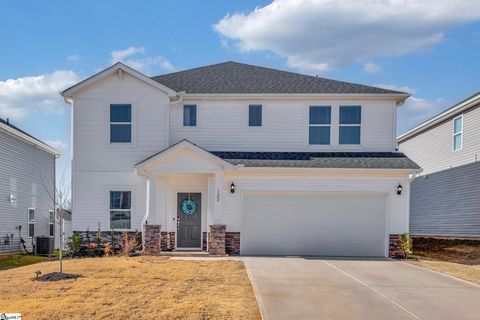 Photo of 122 Firehole Road, Gray Court, SC 29645 (MLS # 1577361)