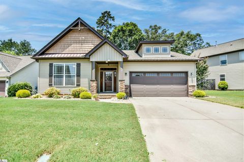 Photo of 107 Sedgebrook Drive, Simpsonville, SC 29681 (MLS # 1583872)