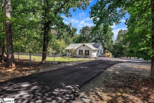 761 DURHAM BROWN RD, SENECA, SC 29678 - Image 8a0bc9d97befe48a0cbf9bbac28aa7d0/995845440