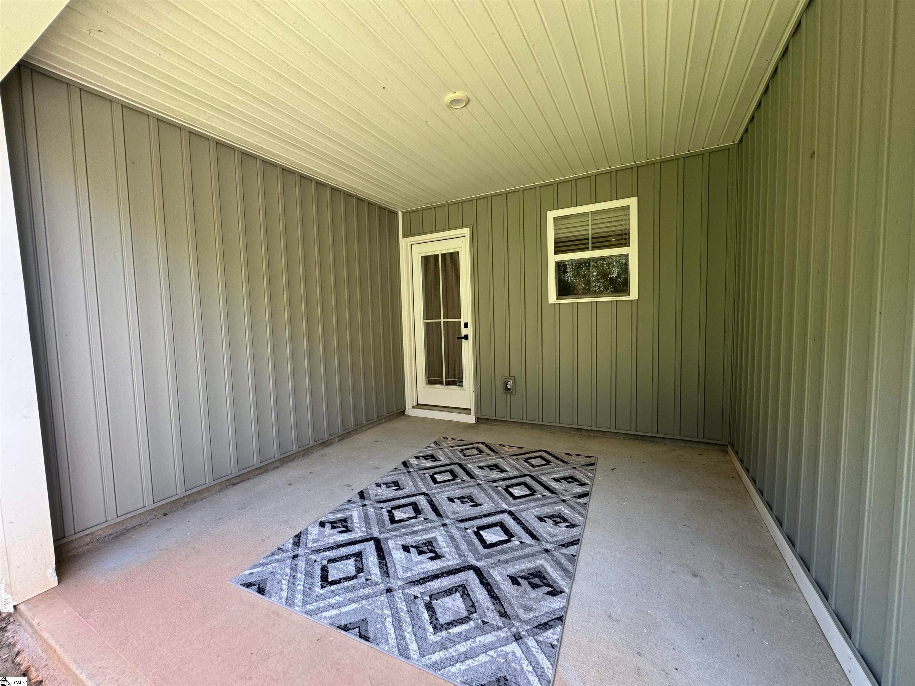 4 Englefield Drive
