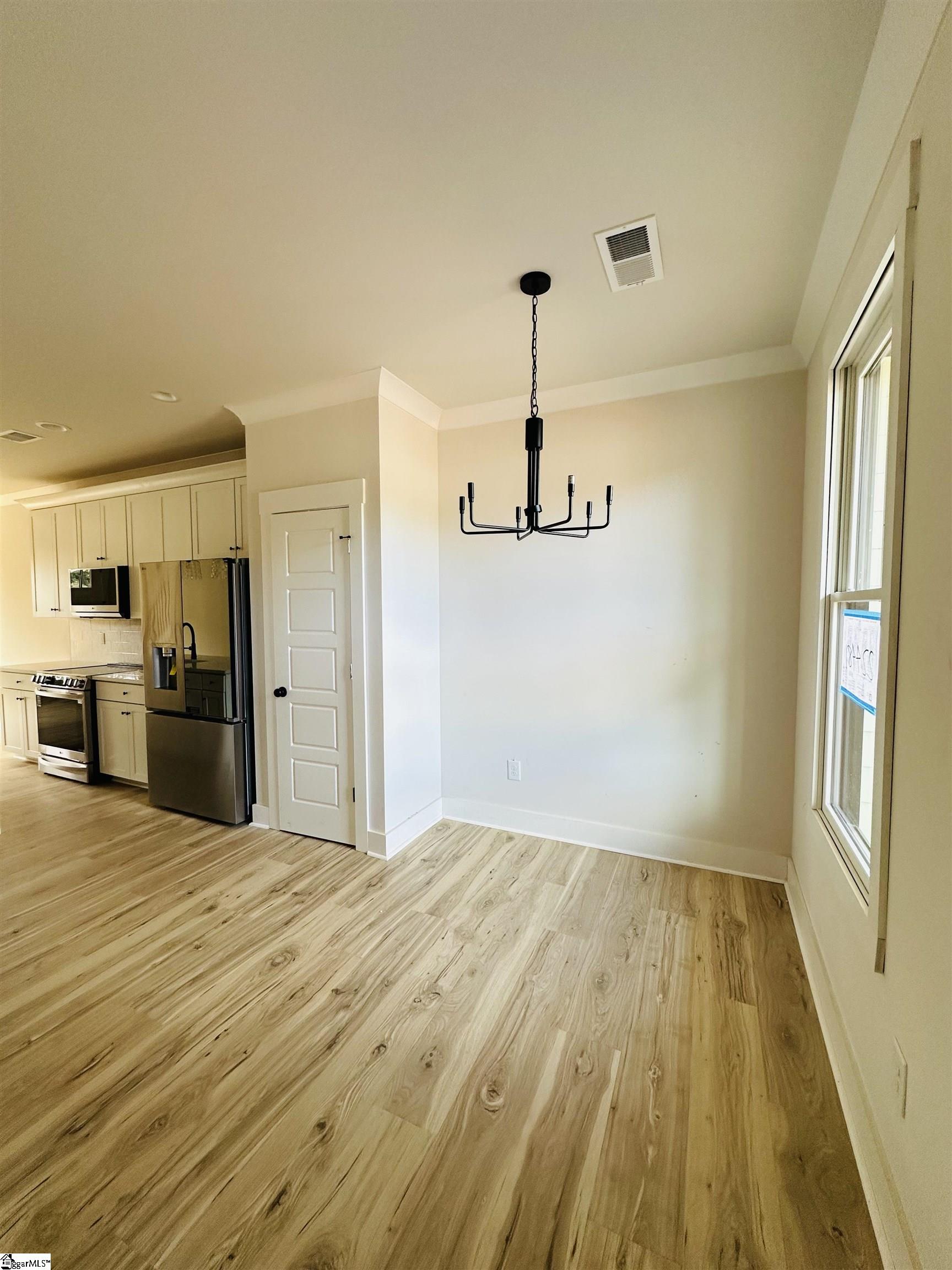 9 Hawthorne Lane Unit 103