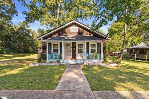 Photo of 304 Langley Street, Abbeville, SC 29620 (MLS # 1605331)