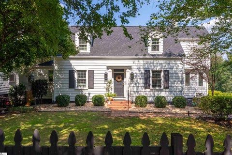 Photo of 454 Longview Terrace, Greenville, SC 29605 (MLS # 1606565)
