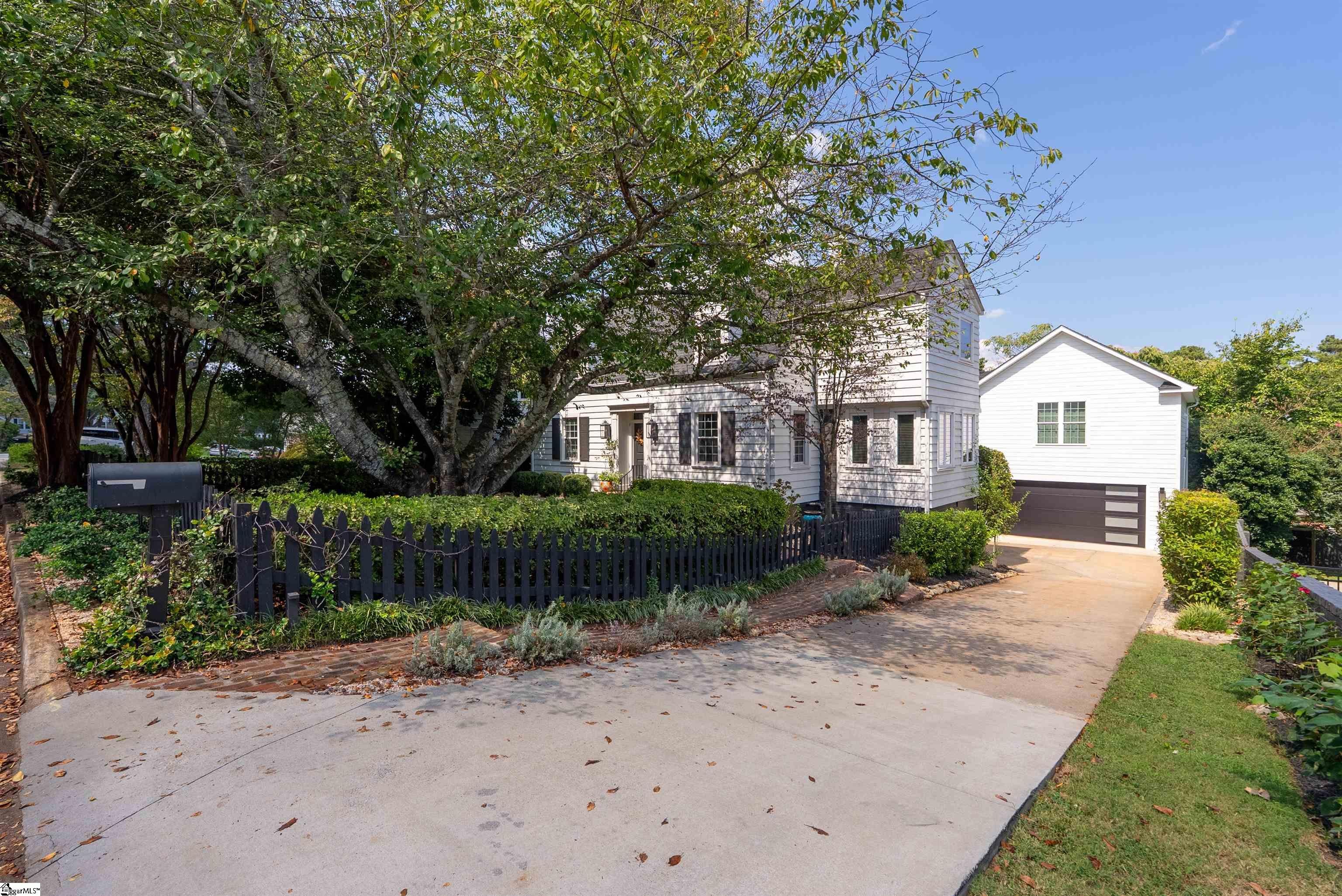 454 Longview Terrace