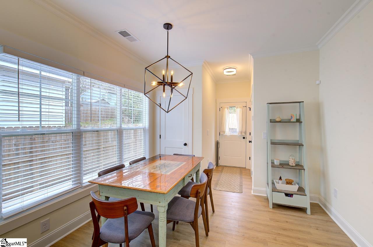 Greenville, South Carolina 29607, United States, 2 Bedrooms Bedrooms, ,1 BathroomBathrooms,Residential,Active,80686