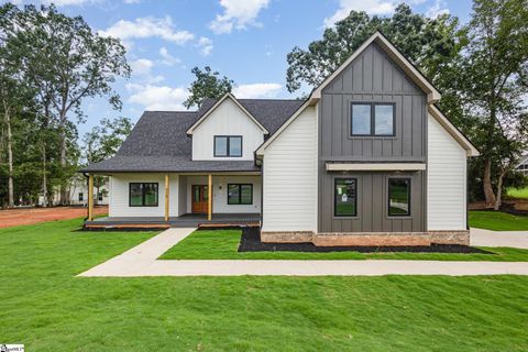 715 Tenerriffe Court Woodruff SC 29388