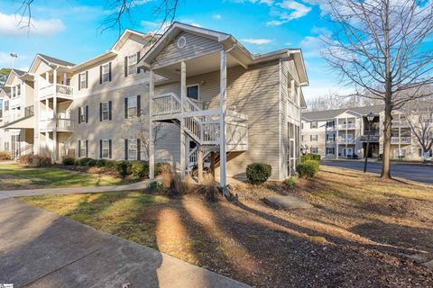 Photo of 524 Mckenna Circle, Greenville, SC 29615 (MLS # 1590277)