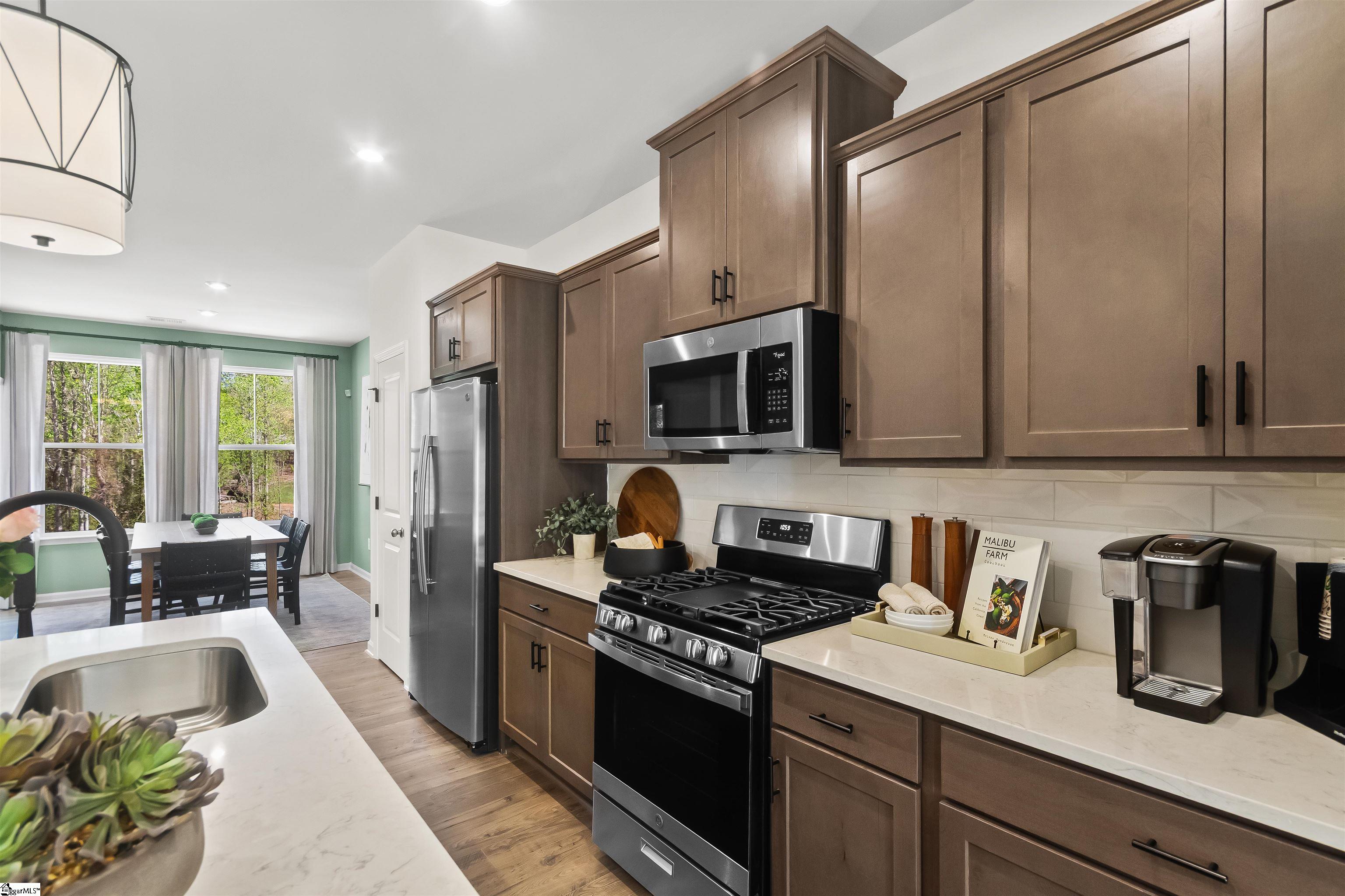 14 Broad River Way