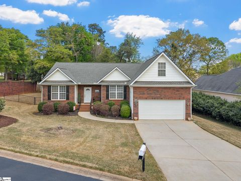 Photo of 103 Heritage Creek Drive, Boiling Springs, SC 29316 (MLS # 1587361)
