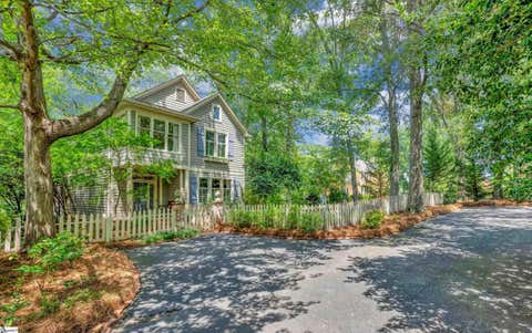 Photo of 400 W Faris Road, Greenville, SC 29605 (MLS # 1601569)