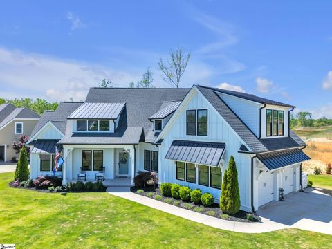 Photo of 200 Braxton Meadow Drive, Simpsonville, SC 29681 (MLS # 1588629)