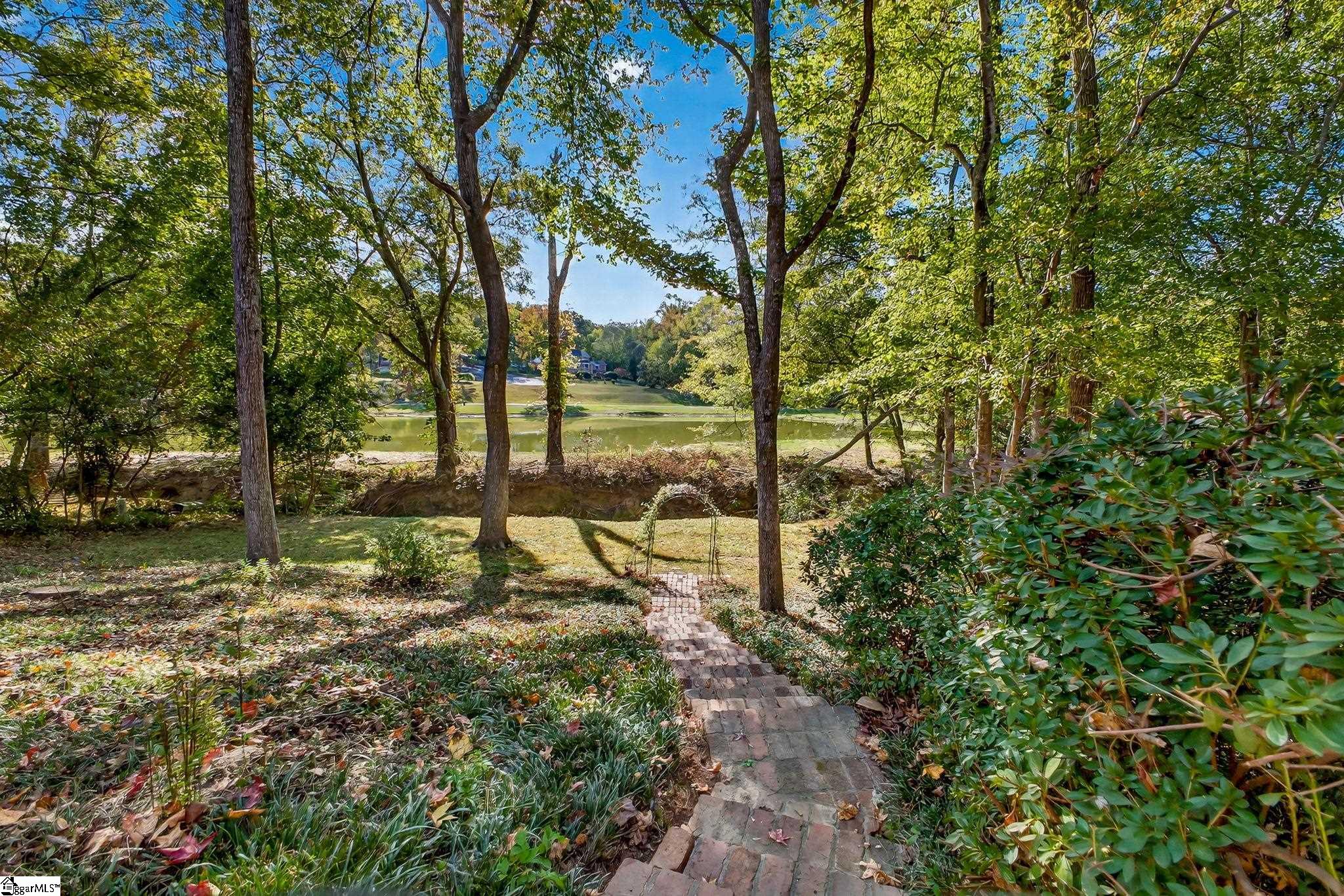 206 Honey Horn Drive