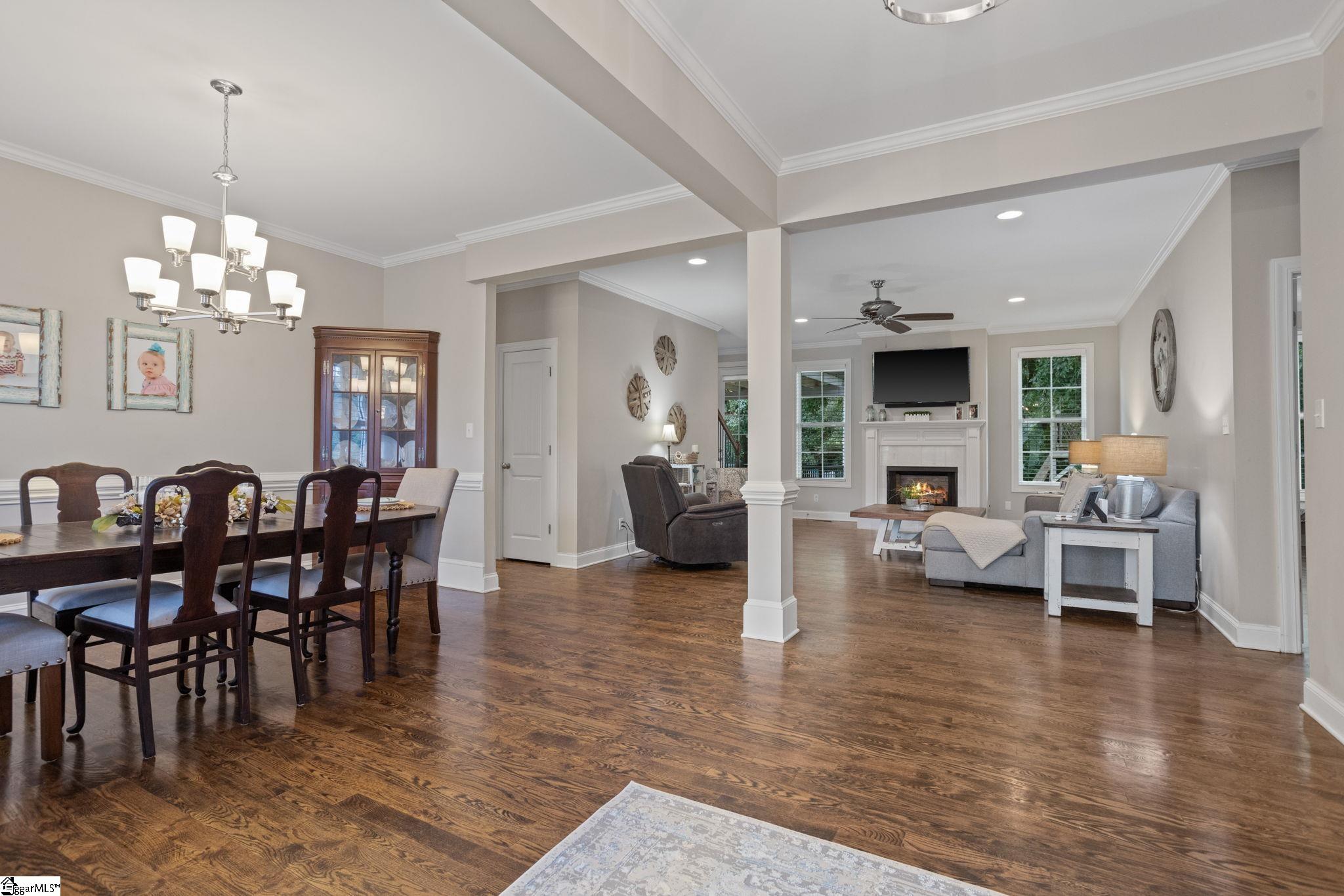 211 Piper Glen Lane
